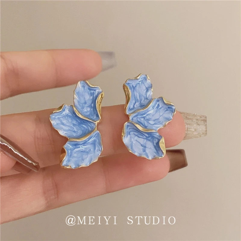 铜合金耳饰 【暗恋】超仙复古底油花瓣高级感法式小众气质时髦耳环