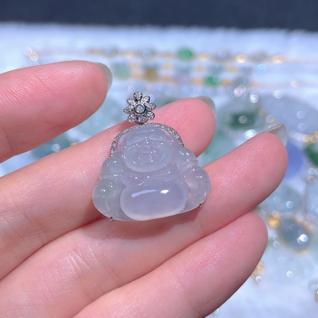 翡翠18K金镶嵌颈饰翡翠