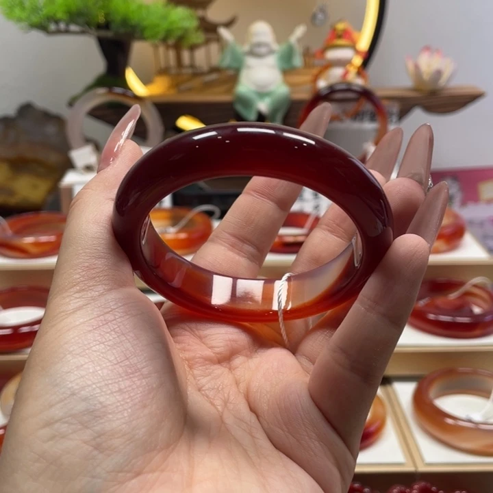 玛瑙/玉髓未镶嵌手镯