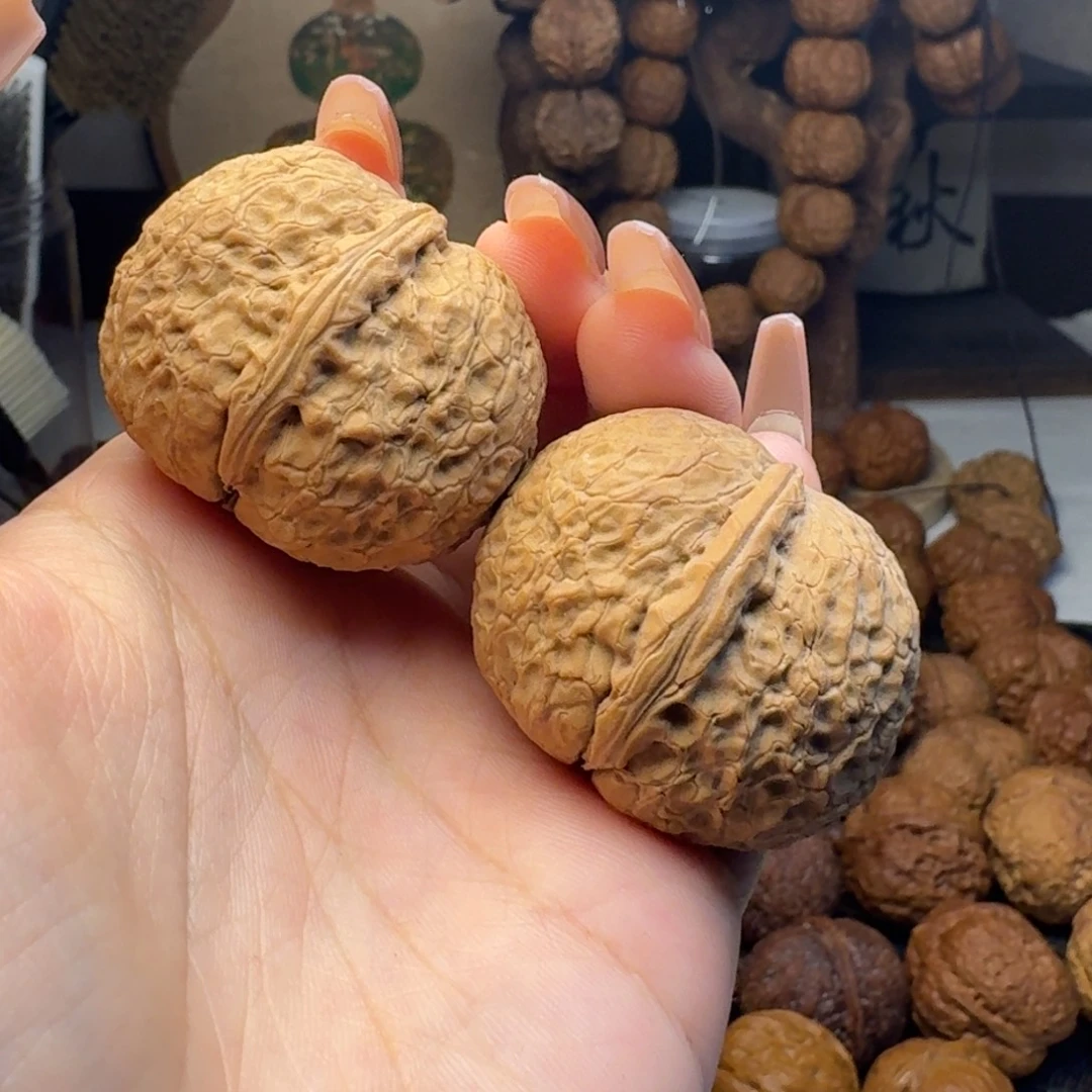 文玩核桃把件39.2尺寸