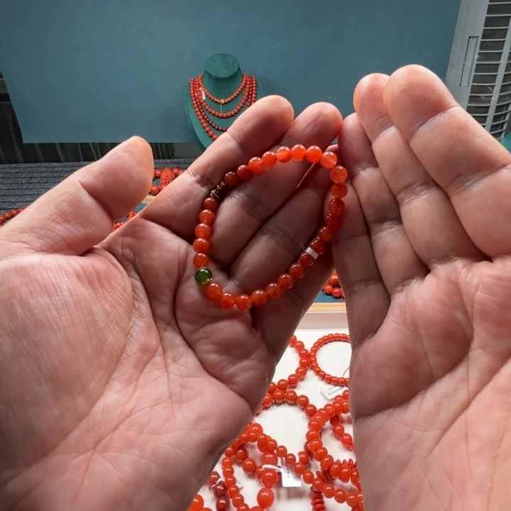 南红玛瑙手链未镶嵌