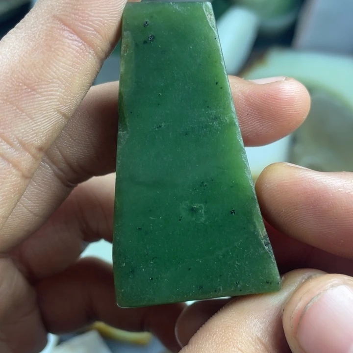 和田玉（碧玉）未镶嵌颈饰