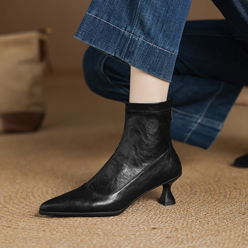 5cm法式尖头细跟弹力短靴冬季百搭棕色加绒瘦瘦靴时尚中跟靴子女