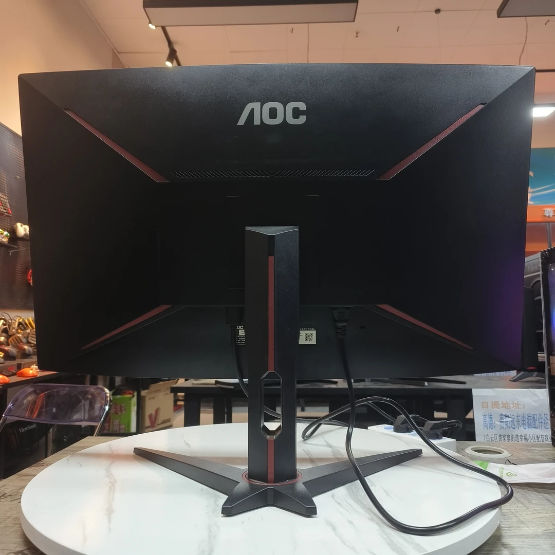 8新 AOC 8成新32寸2K144Hz高刷无边框曲面电脑显示器