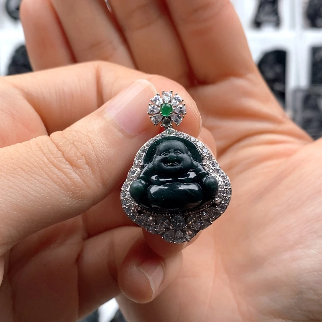 颈饰未镶嵌翡翠佛公