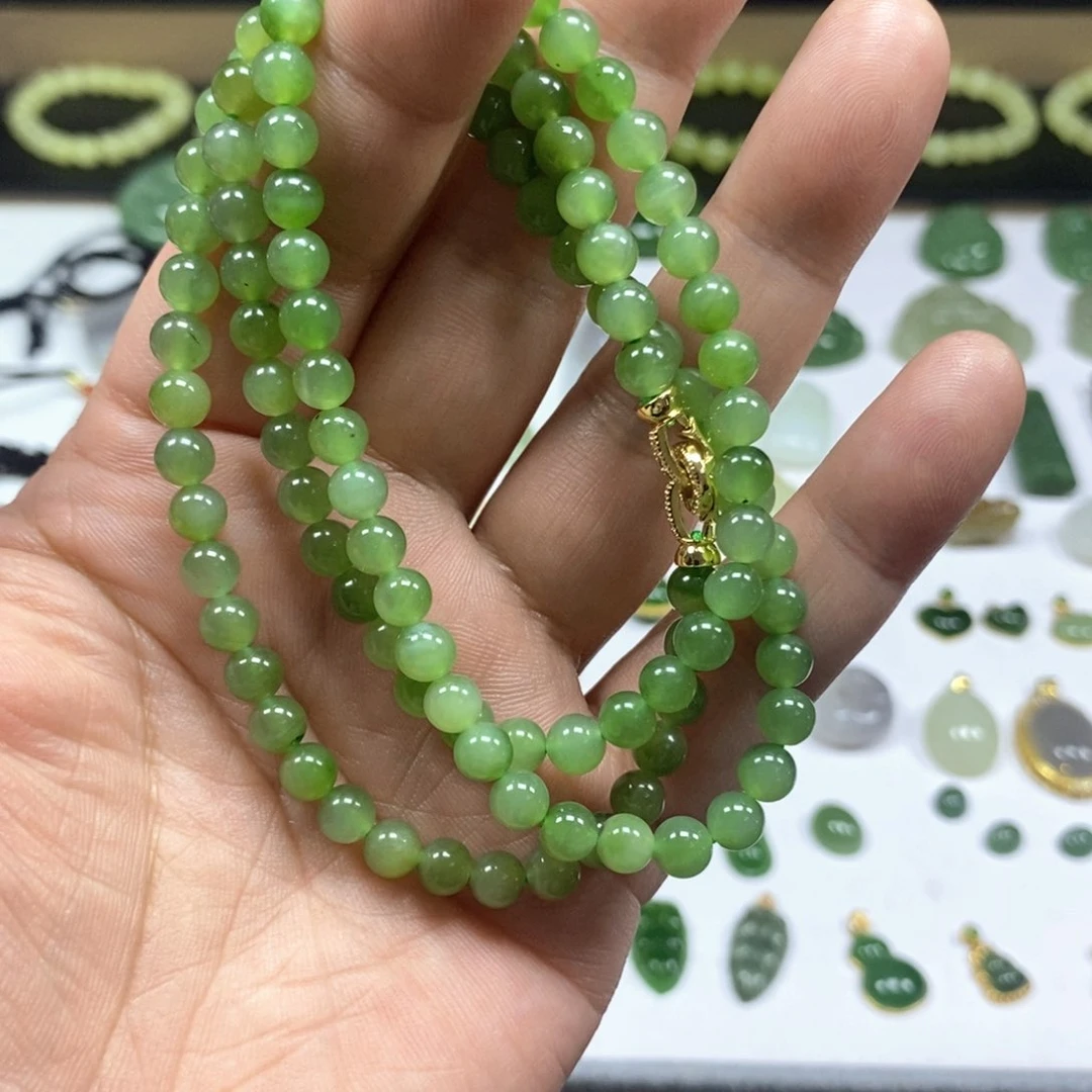 项链未镶嵌和田玉（碧玉）