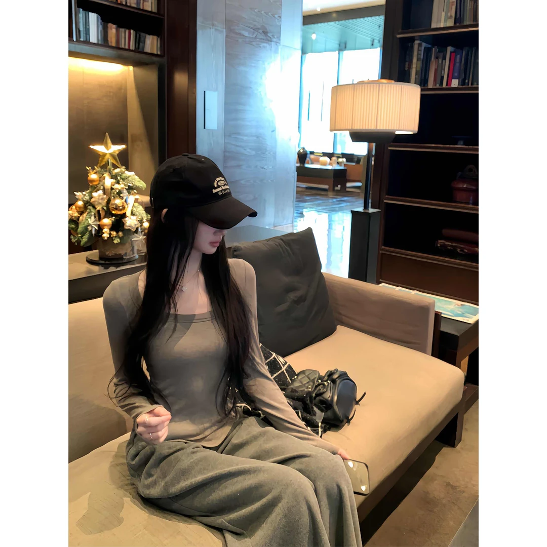 白水女 素素美女感打底 U领高弹打底衫女冬修身百搭显瘦纯欲上衣