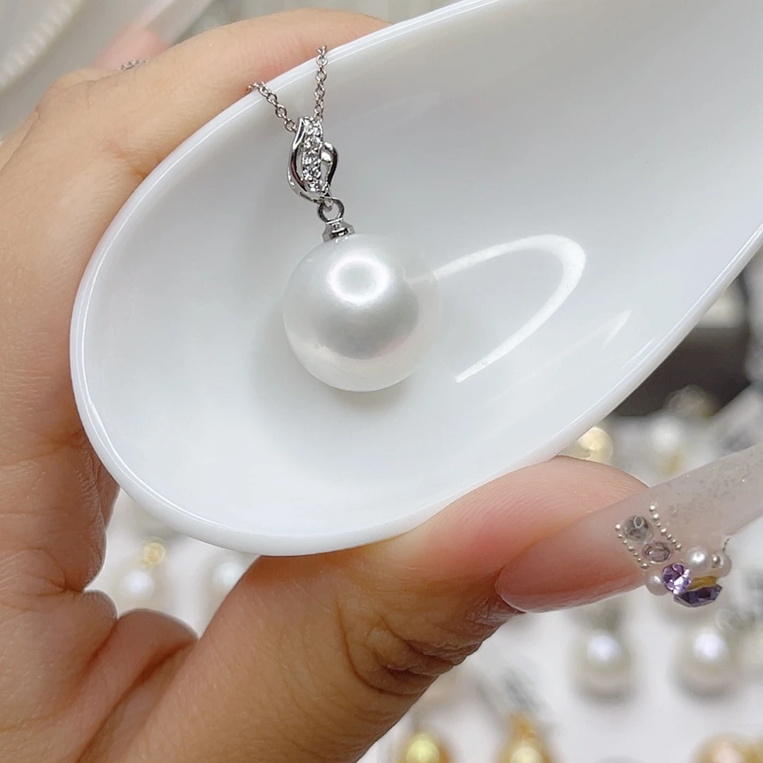 淡水珍珠合金吊坠(赠链)