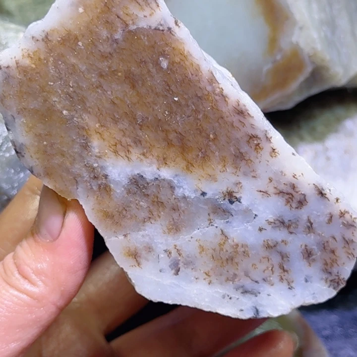 和田玉未镶嵌珠宝半成品