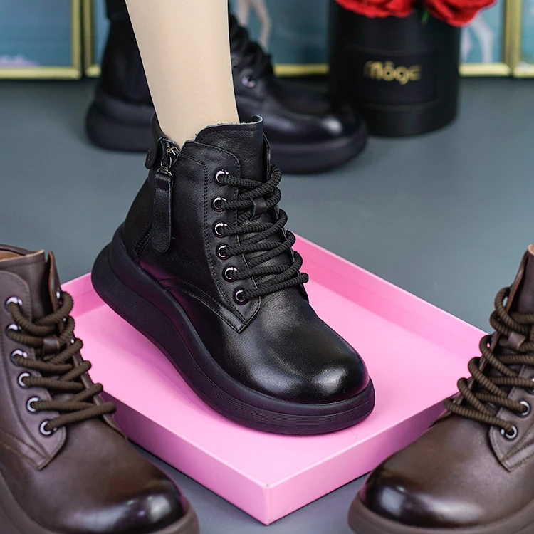 73-25957新款纯色女鞋圆头透气低跟中筒马丁靴中跟加绒休闲单靴