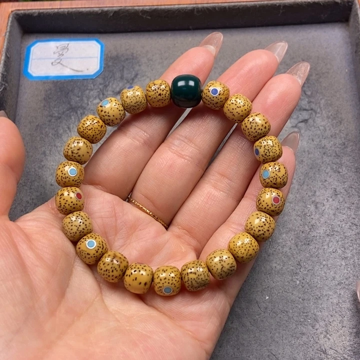 星月菩提吊坠菩提