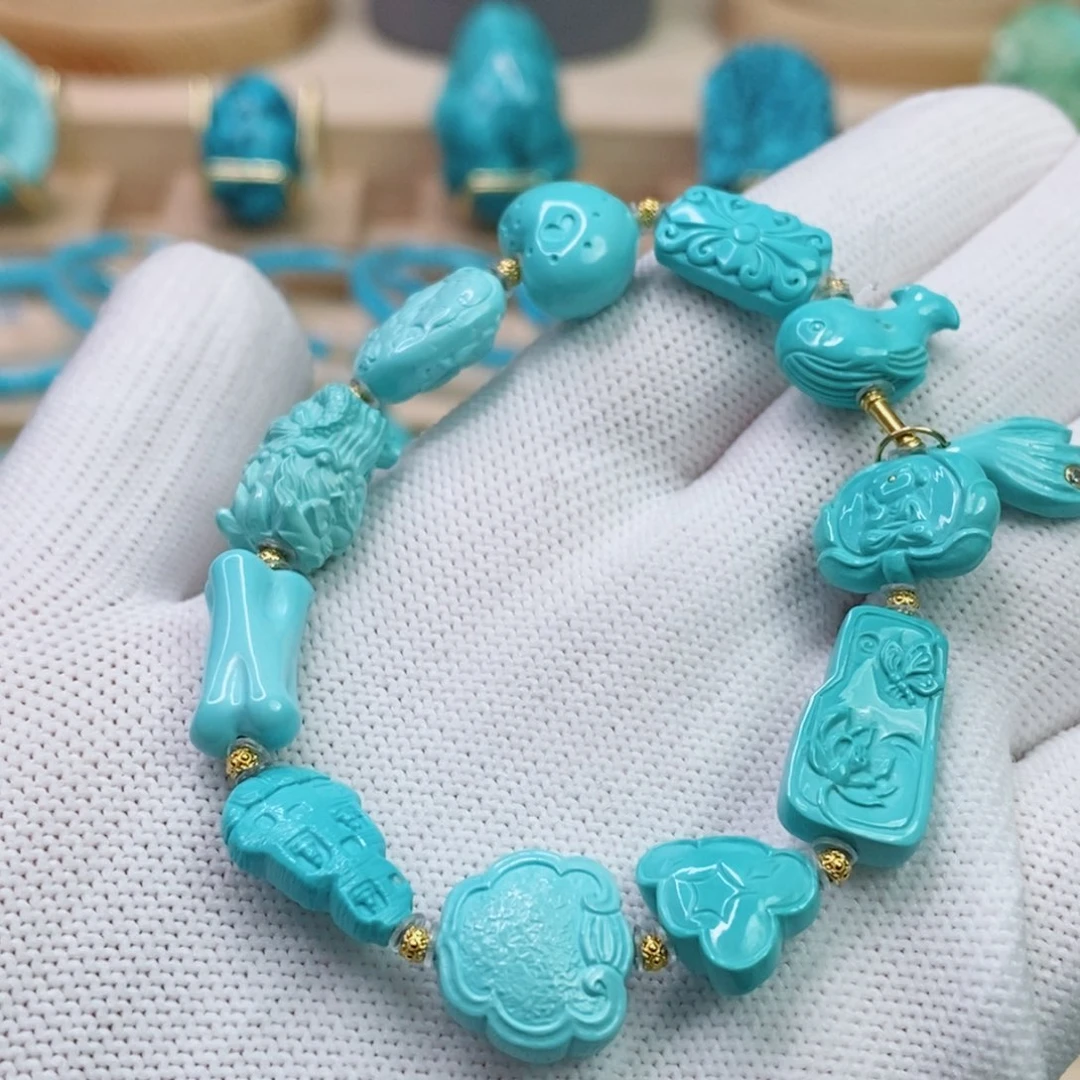 绿松石未镶嵌珠宝奇石