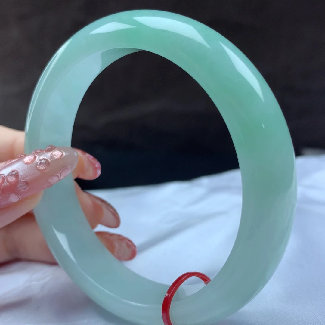 未镶嵌手镯翡翠97010,