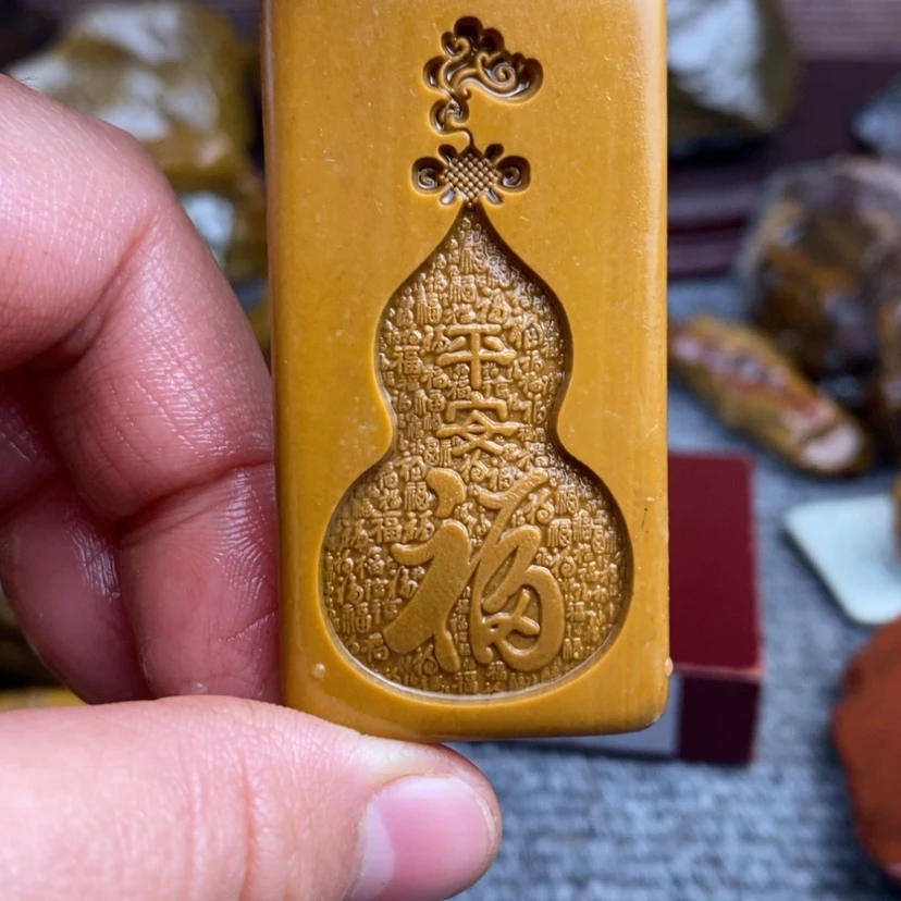 【闪购商品】原石雕刻手把件