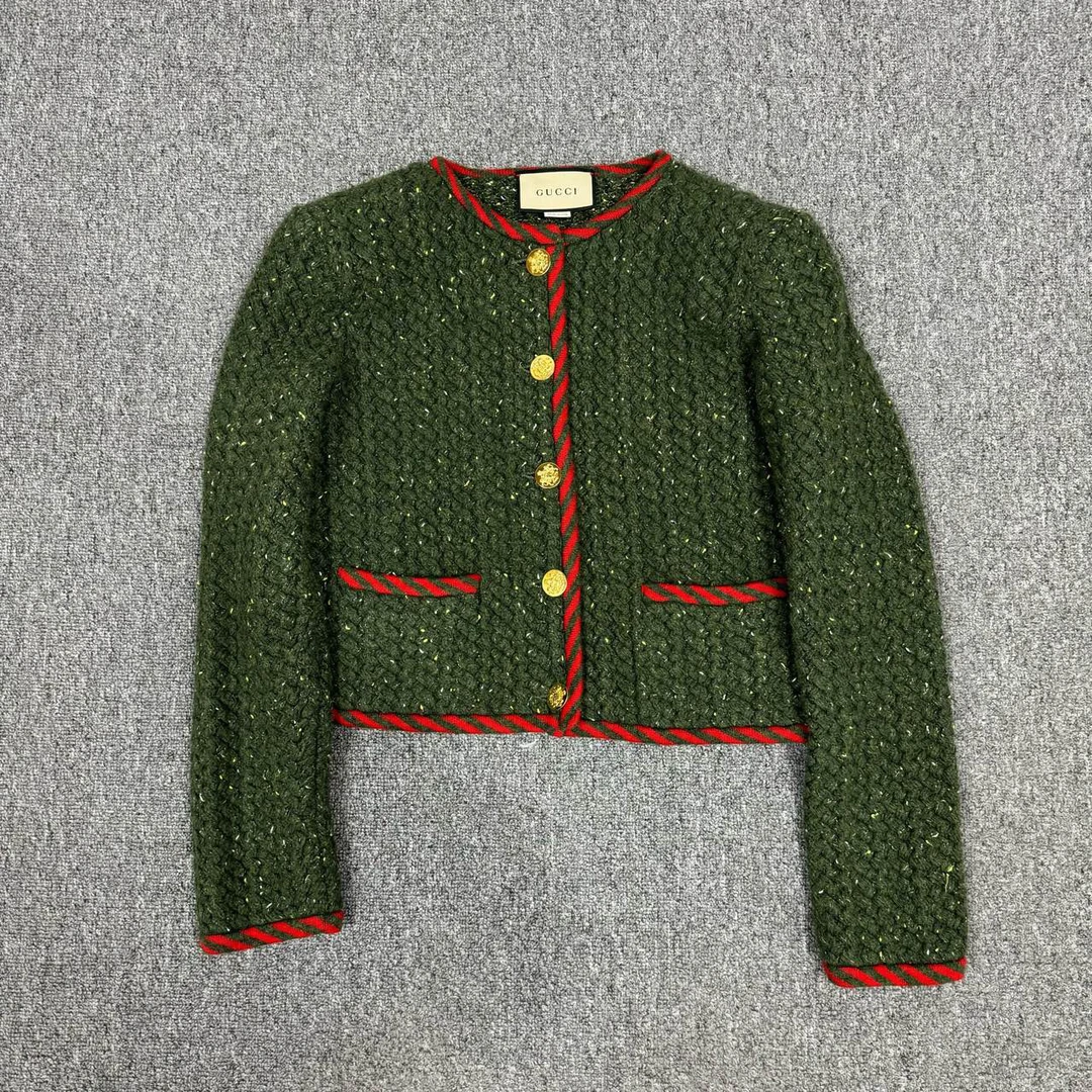 99新 GUCCI/古驰 11281263 nz 圣诞限定款金扣小香风外套 S码