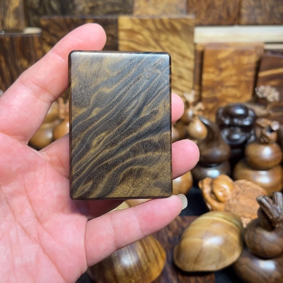 嗦***袋金丝楠阴沉木无事牌