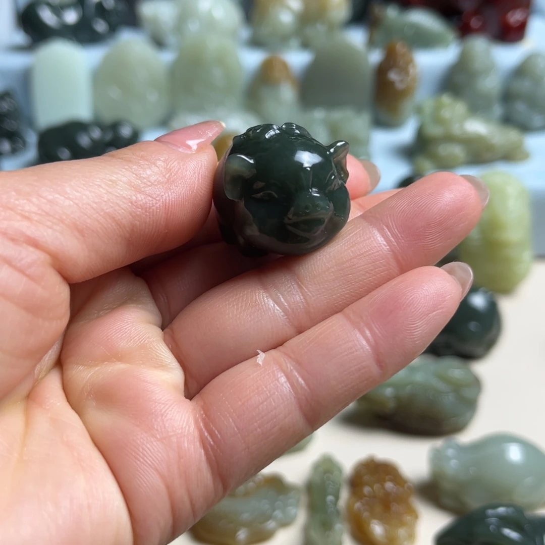 和田玉未镶嵌挂件