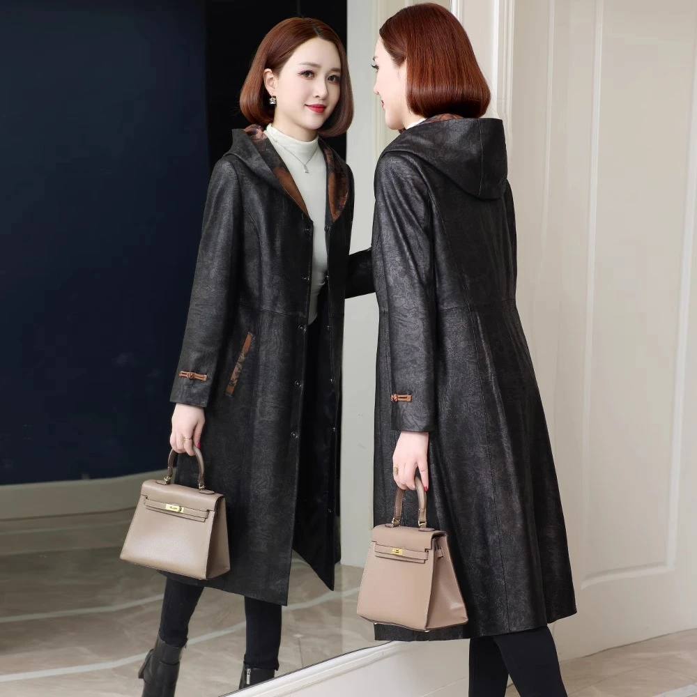 真皮连帽2025年新款春秋海宁中老年妈妈大码绵羊皮风衣中长款外套