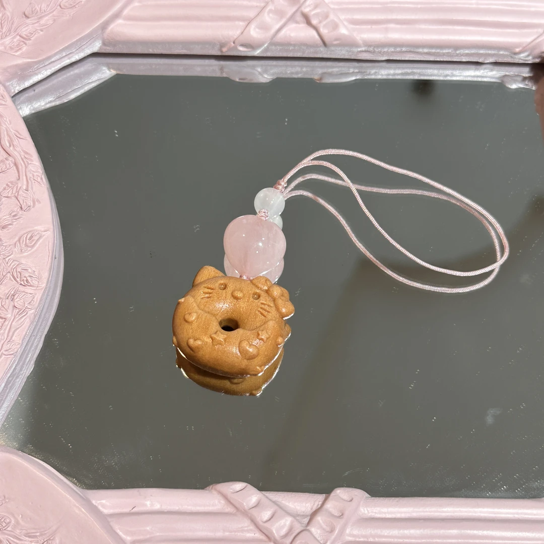 SG732-kitty猫甜甜圈木质爱心粉水晶挂件吊坠编绳