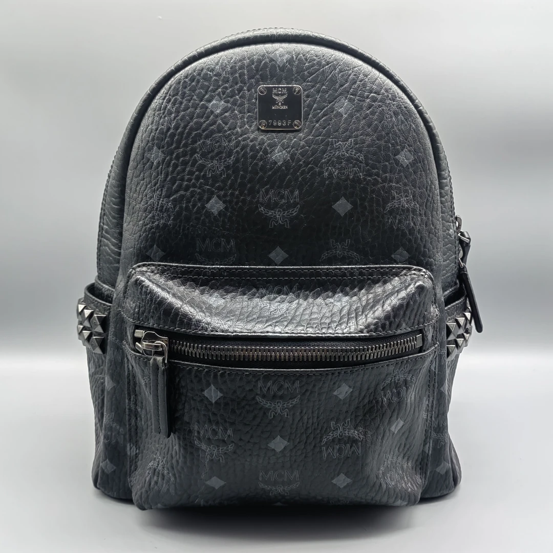 95新 MCM  黑色双肩包 1659 3550