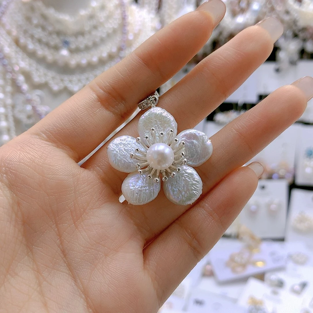 银S925镶嵌耳饰淡水珍珠C*?