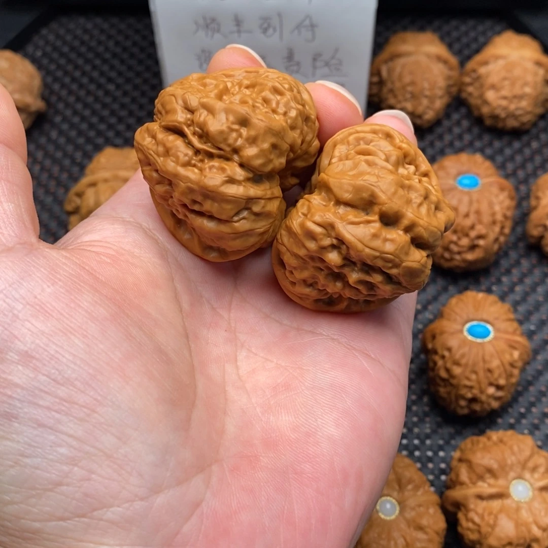 文玩核桃把件开背蛤蟆44边45肚