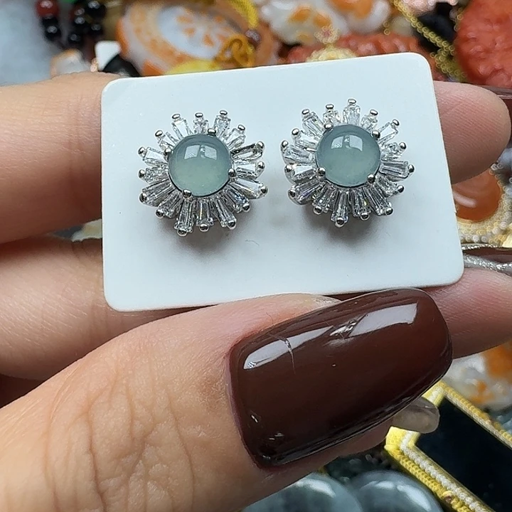 翡翠9K金镶嵌颈饰翡翠