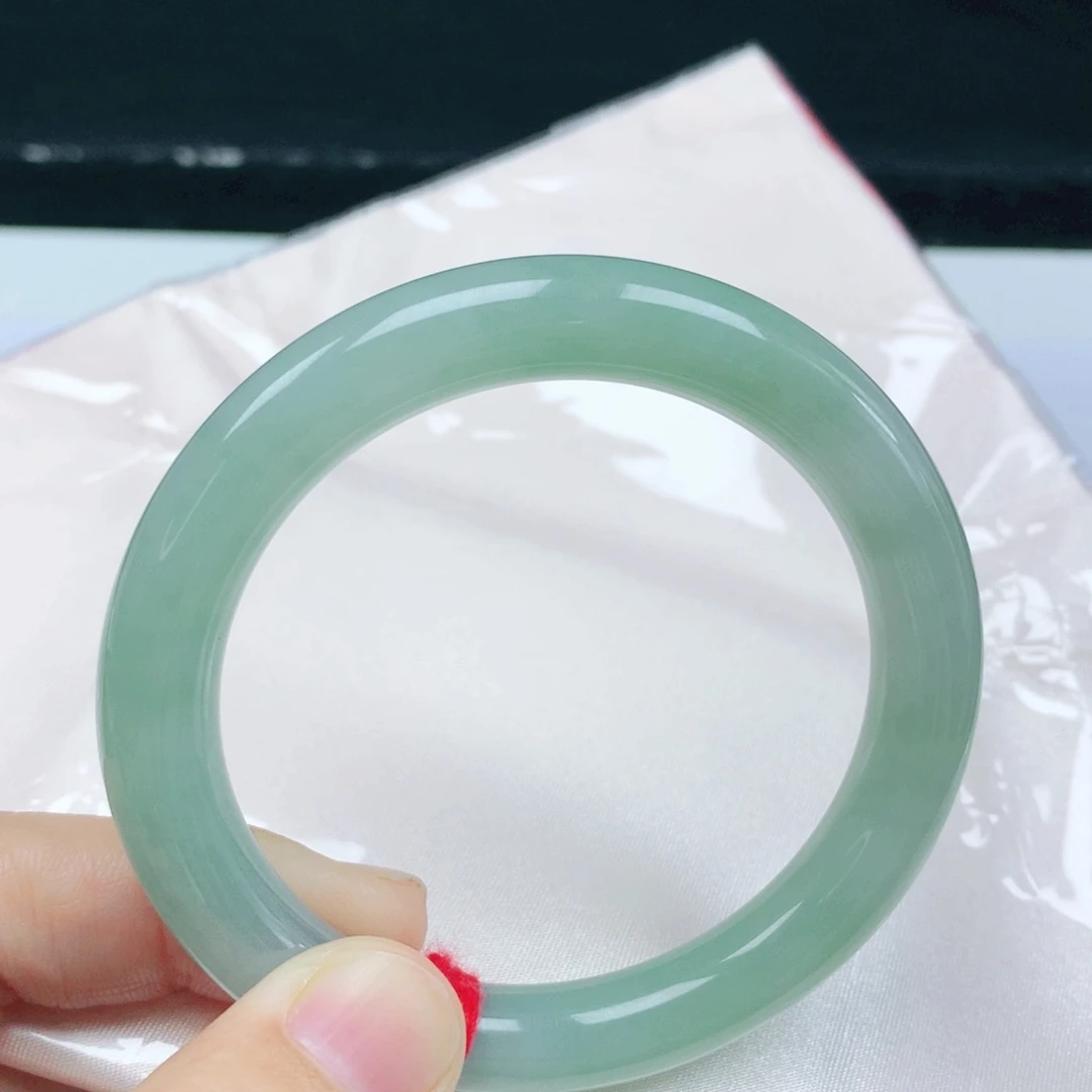 未镶嵌手镯翡翠53