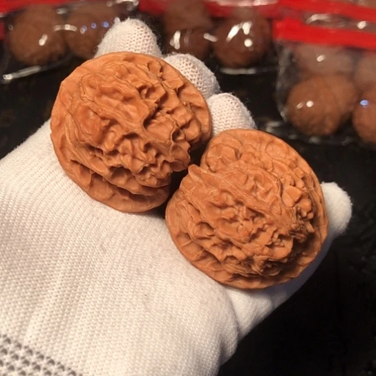 文玩核桃把件苹果园41