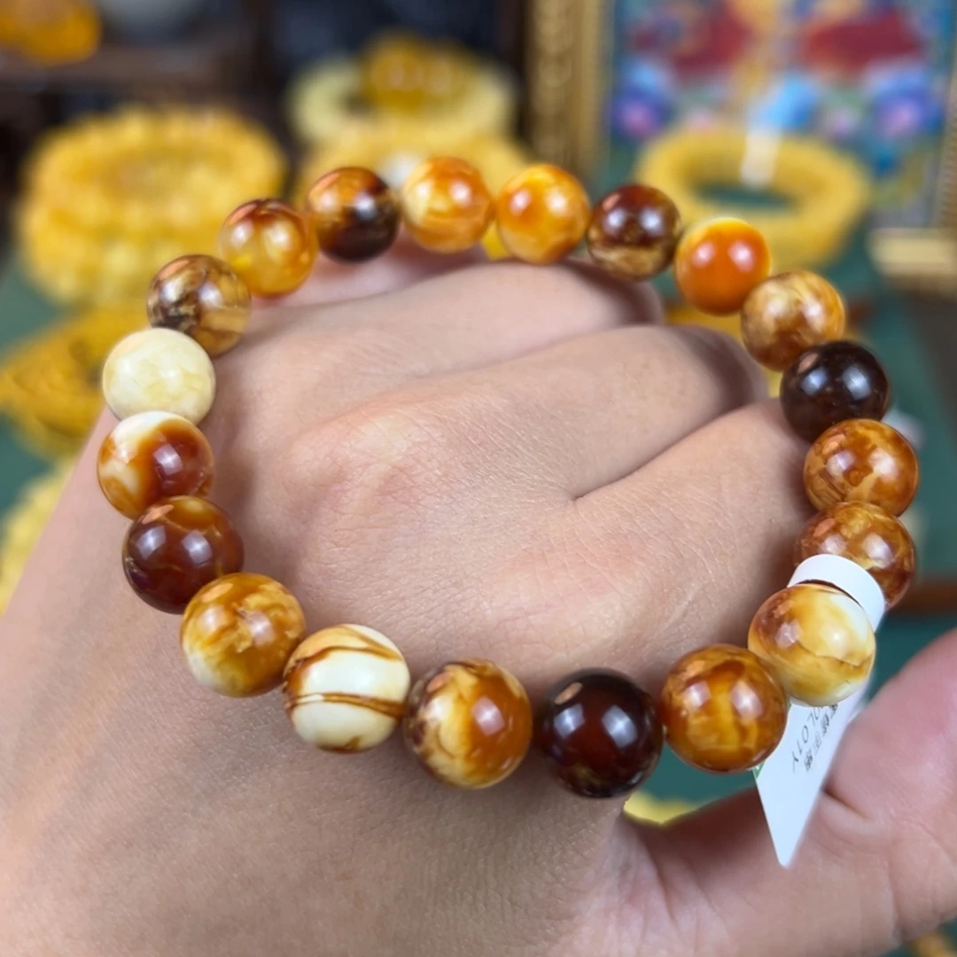 未镶嵌琥珀珠宝奇石