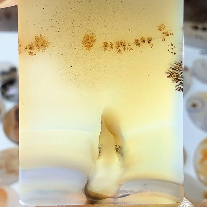 玛瑙/玉髓未镶嵌珠宝半成品