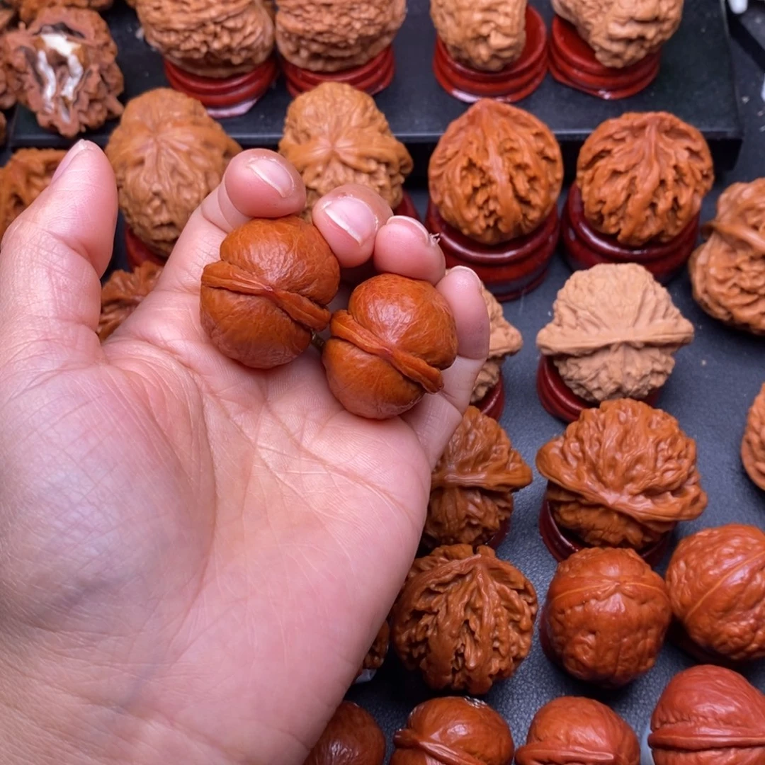 文玩核桃把件海豚