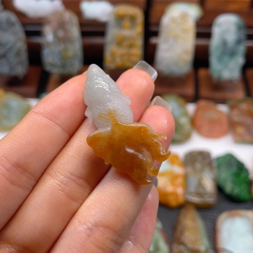 定制翡翠未镶嵌翡翠