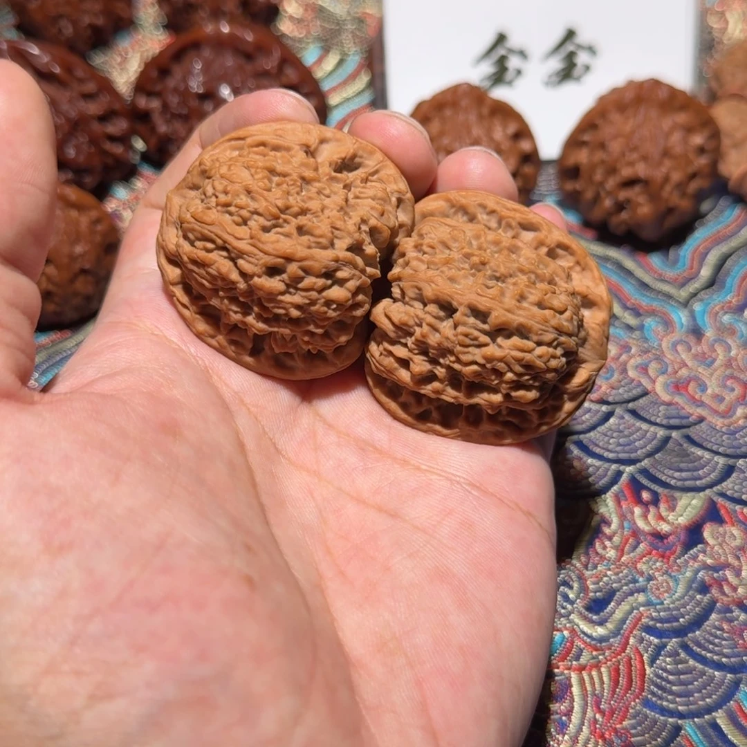 把件核桃750号42南疆石