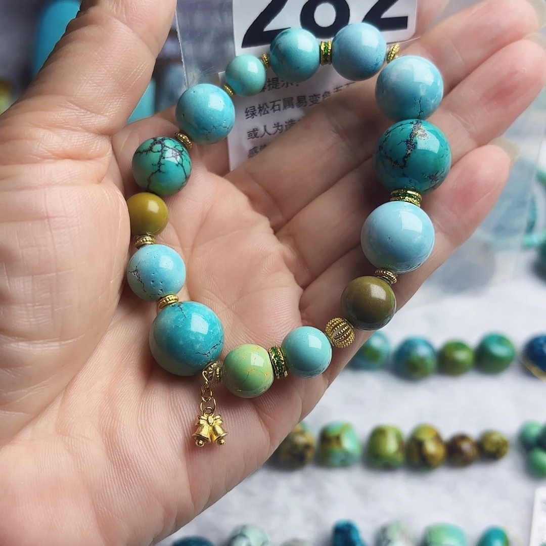 绿松石未镶嵌珠宝奇石