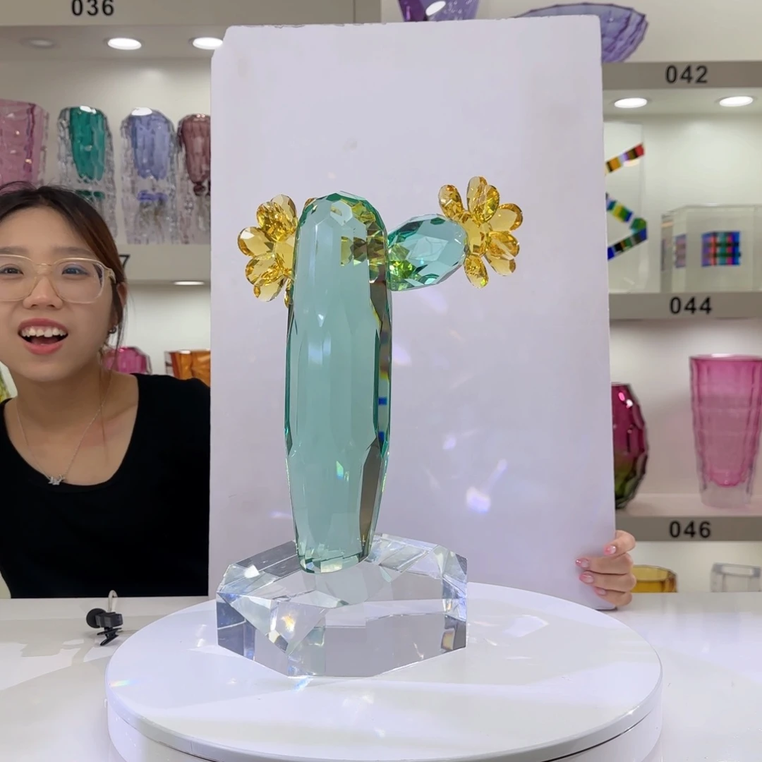 琉璃仙人掌水晶摆件