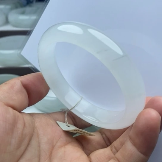 石英质玉（金丝玉）未镶嵌手镯