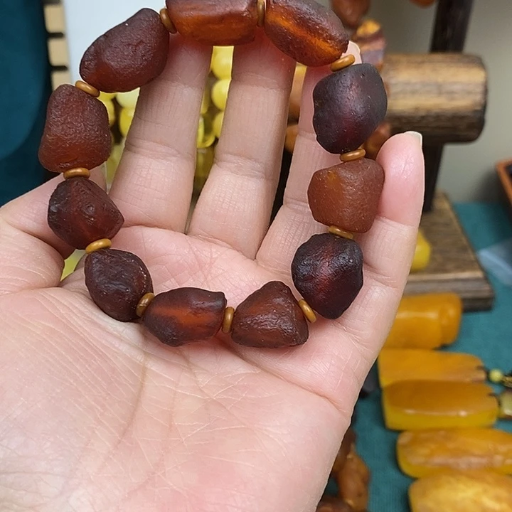 琥珀未镶嵌颈饰手串