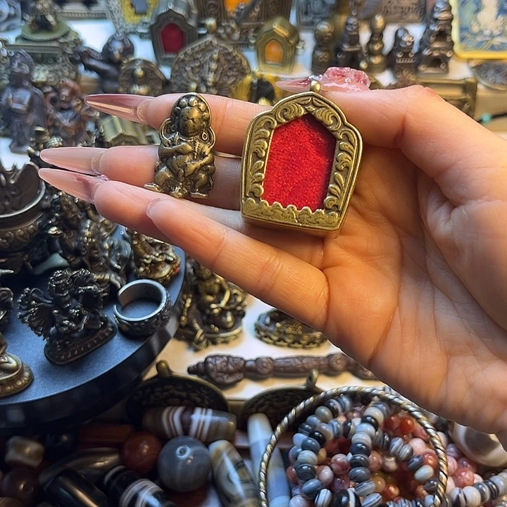 用***5泥塑闪价漏价一件