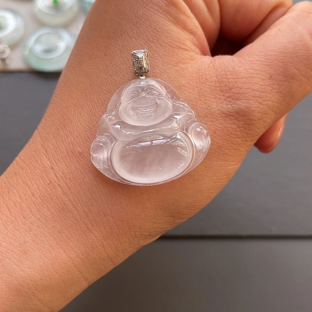 翡翠18K金镶嵌颈饰佛公