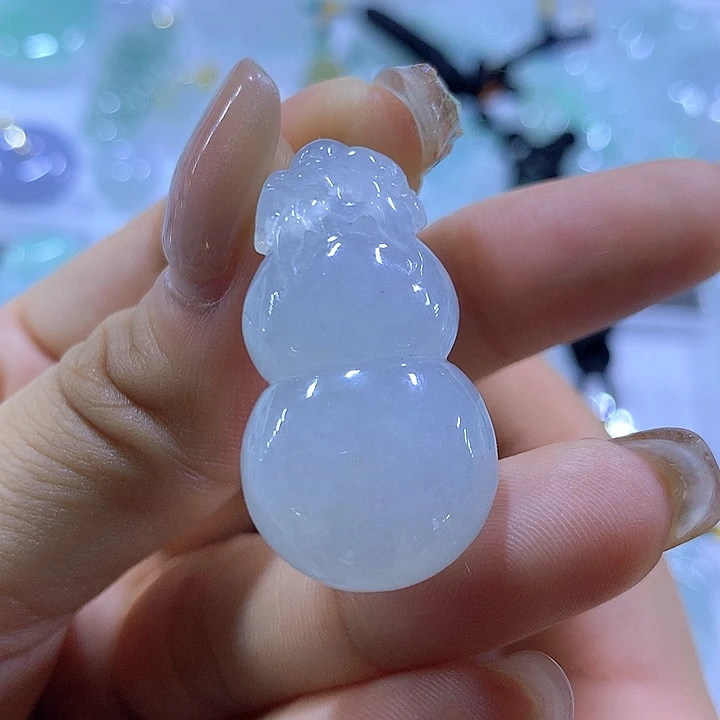 翡翠未镶嵌颈饰天然翡翠A货吊坠