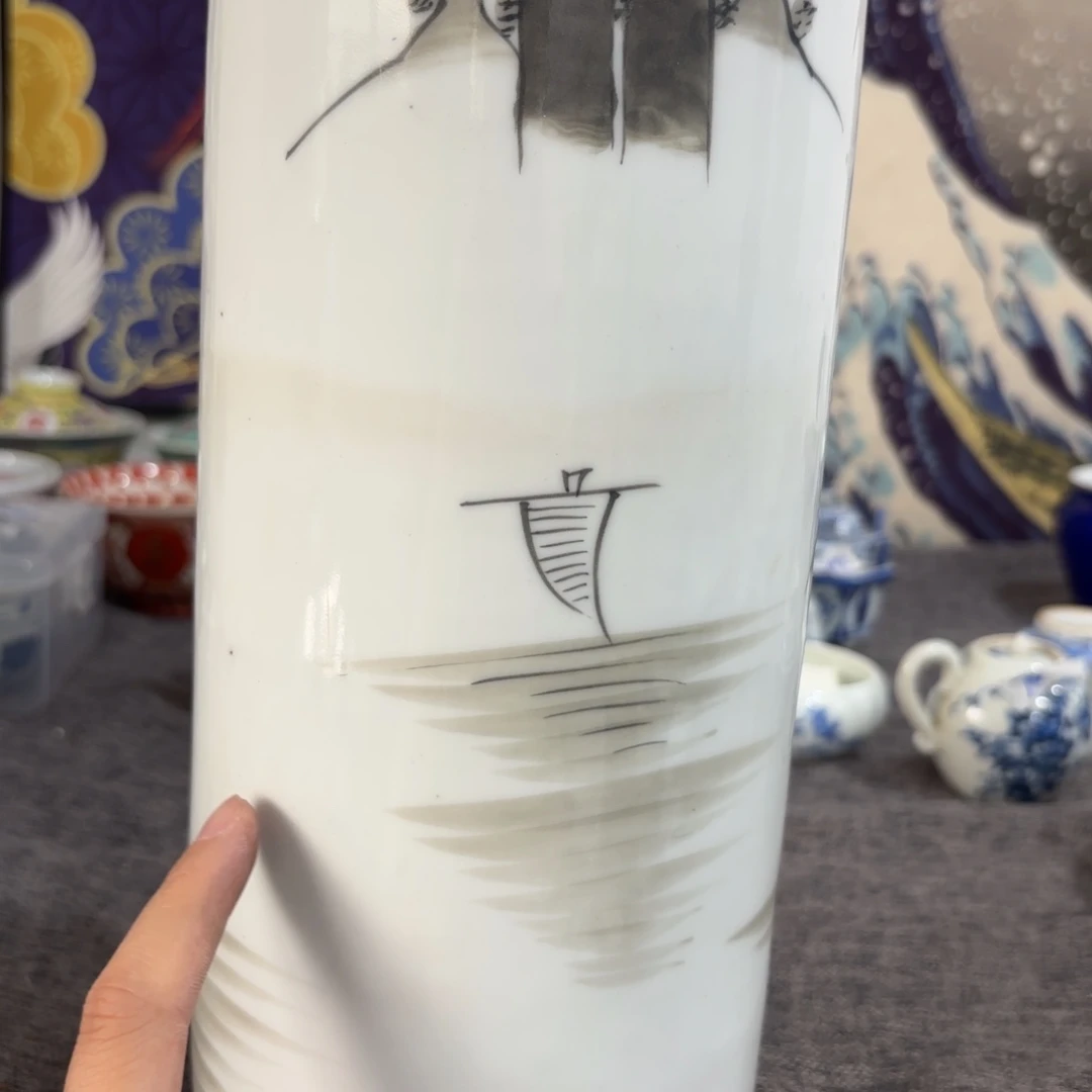 瓷片非常好看的花瓶