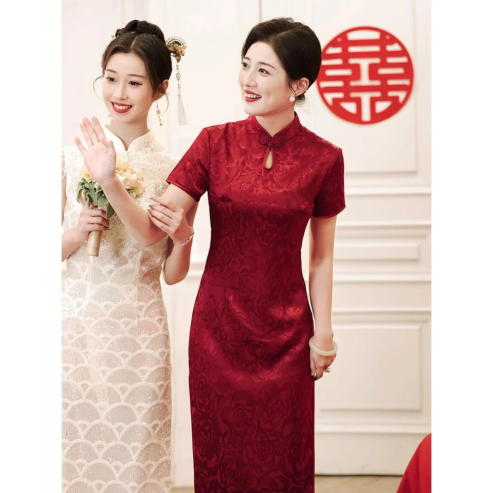喜婆婆婚宴装高贵2025新款夏季缎面红色礼服喜服高考送考妈妈旗袍