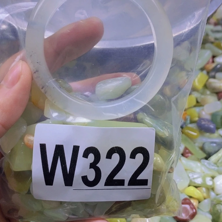 未镶嵌岫玉鱼缸石
