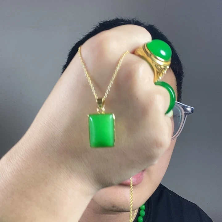 颈饰未镶嵌翡翠高端时尚小方牌吊坠