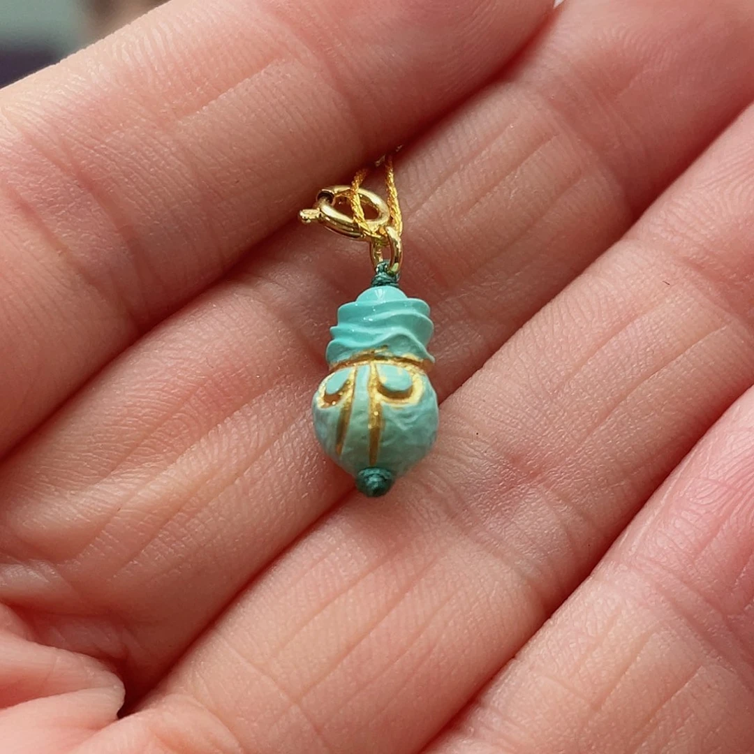 绿松石颈饰未镶嵌