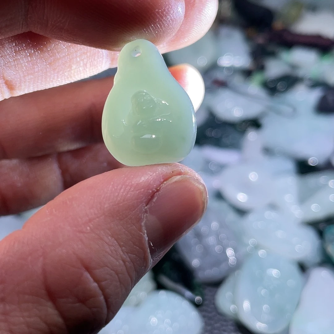 【闪购商品】翡翠颈饰未镶嵌翡翠