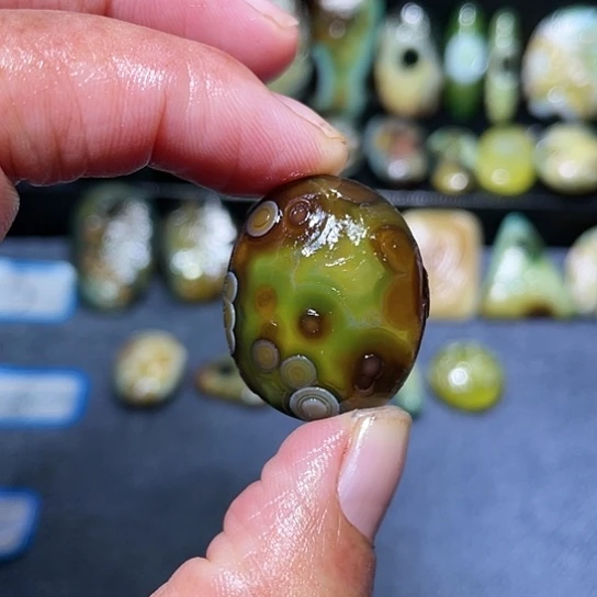 【闪购商品】未镶嵌玛瑙/玉髓珠宝奇石