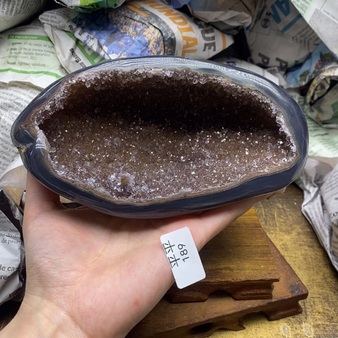 紫晶乌拉圭未镶嵌