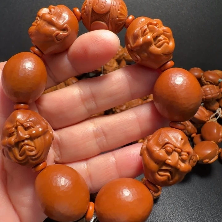 吊坠橄榄核喜怒哀乐